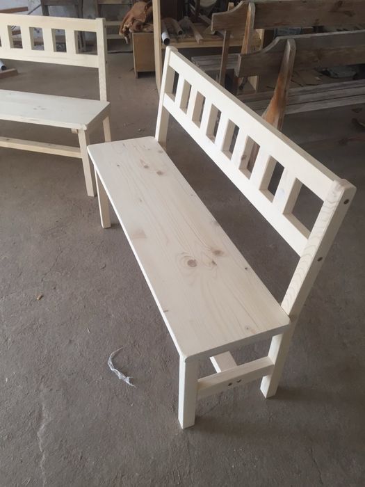 Баварски маси и пейки