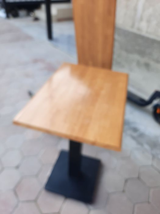 Продам стол и стулья