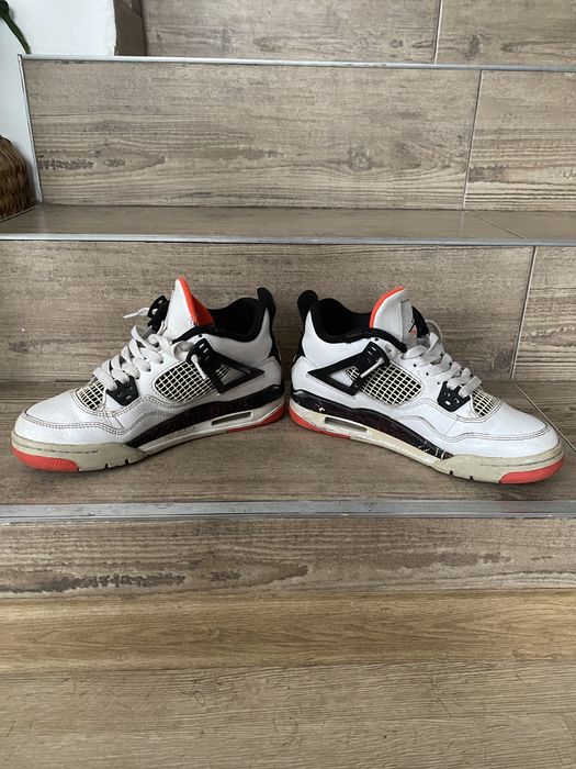 Pantofi sport Jordan 4