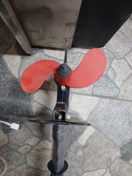 Двигател за лодка