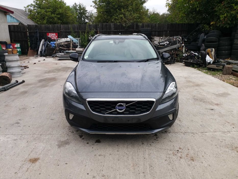 PIese Second Hand VOLVO V40 CC Diesel / Benzina An 2012-2018