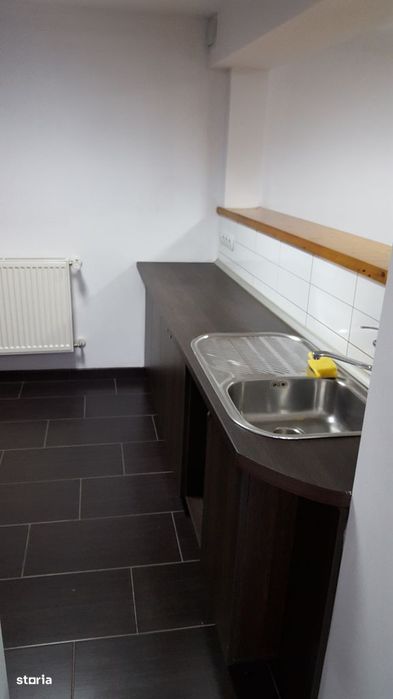 Apartament 3 camere la parter langa Parcul Sub Arini strada Rennes