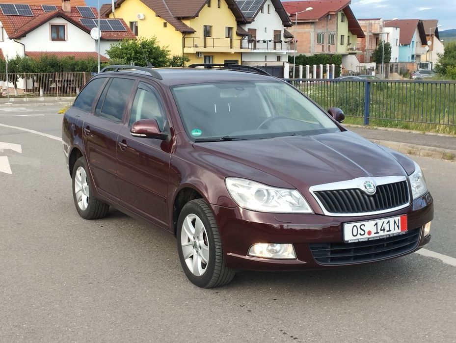 SKODA Octavia 2012 — imagine 2