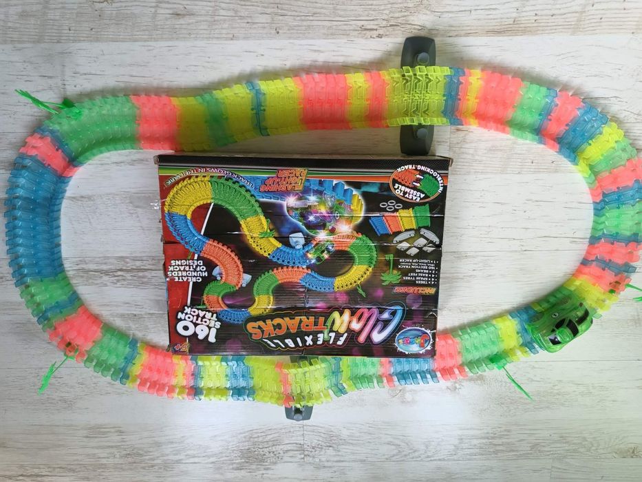 Светеща детска писта