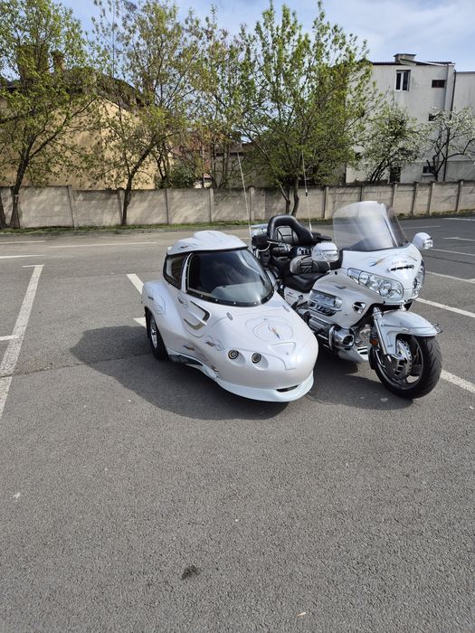Vand / inchiriez motocicleta cu atas HONDA GOLDWING 1800 Bucuresti