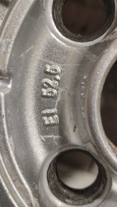 Джанти алуминиеви за форд оригинални 15" с летни гуми