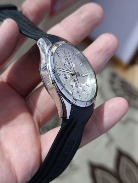 Alba соат сотилади