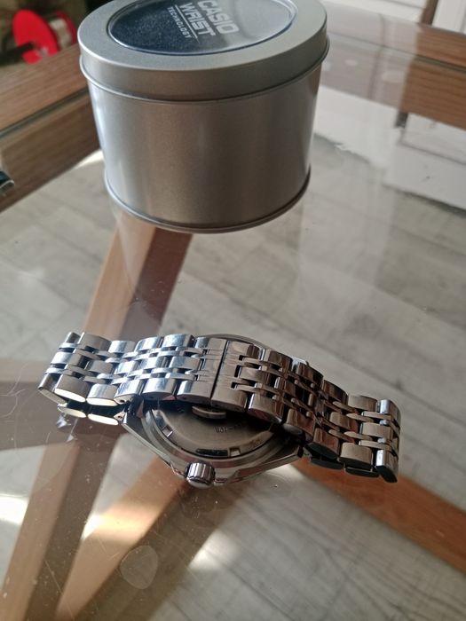 Кварцевые часы Casio