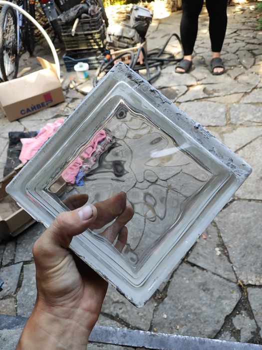 Продам плитку кирпич