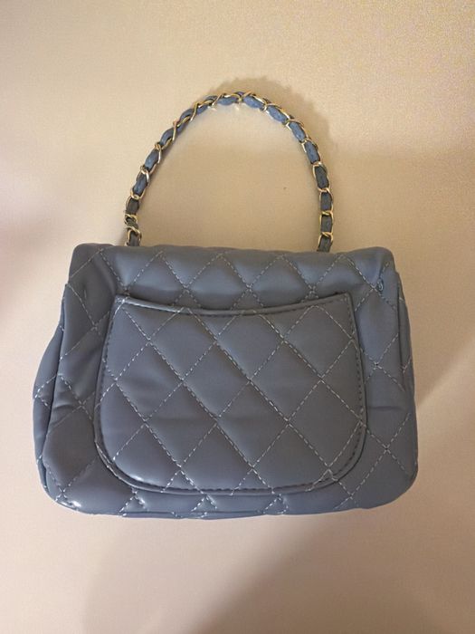 Дамска чанта Chanel Mini Classic в бежов и светло син цвят