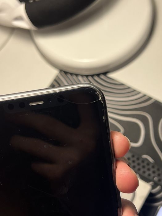 iPhone 15 ; iPhone 11