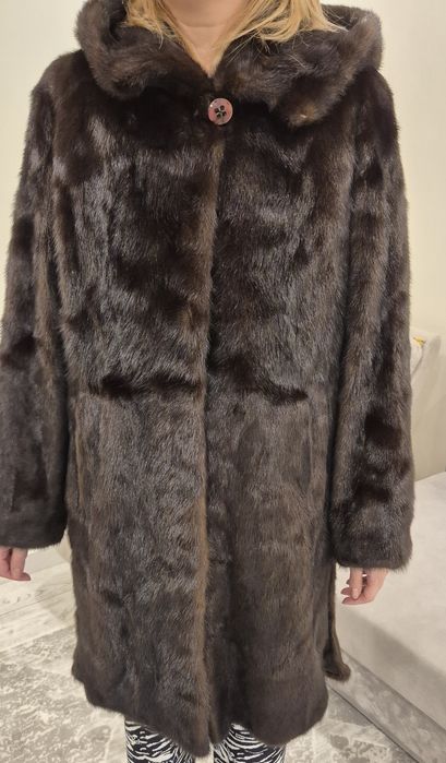 Шуба норковая коричневая