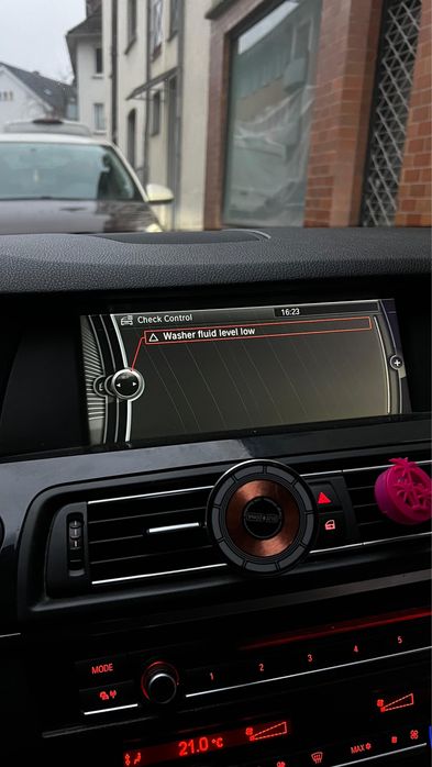 BMW seria 5 520D F11