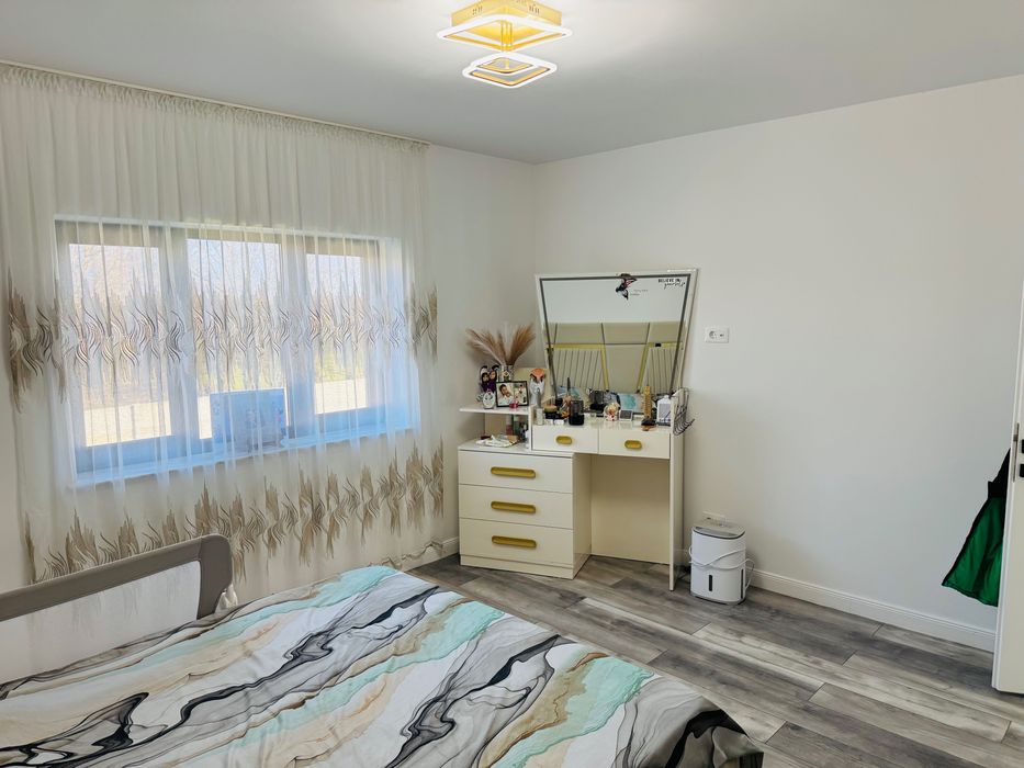 Casă de vânzare construcție nouă