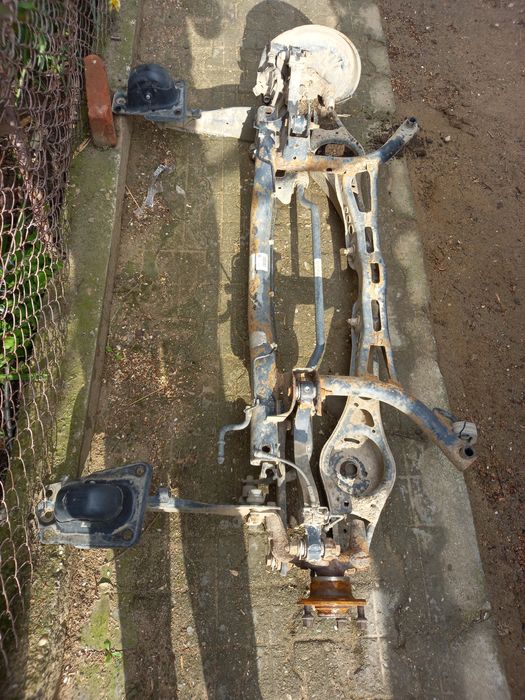 Punte spate vw touran 1.9tdi golf 5