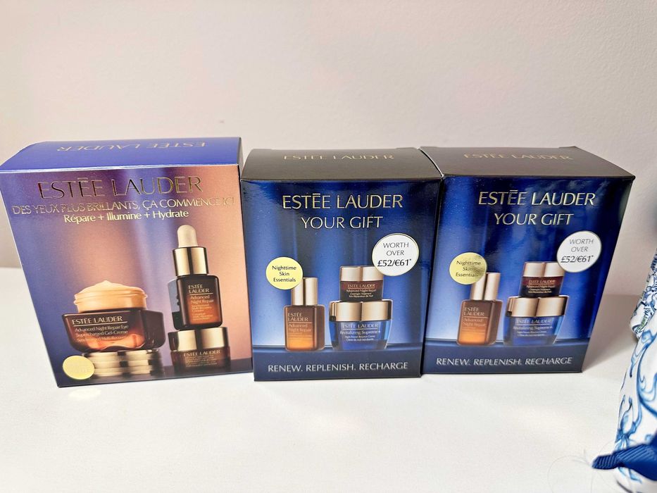 Нови оригинални комплекти козметика Estee Lauder