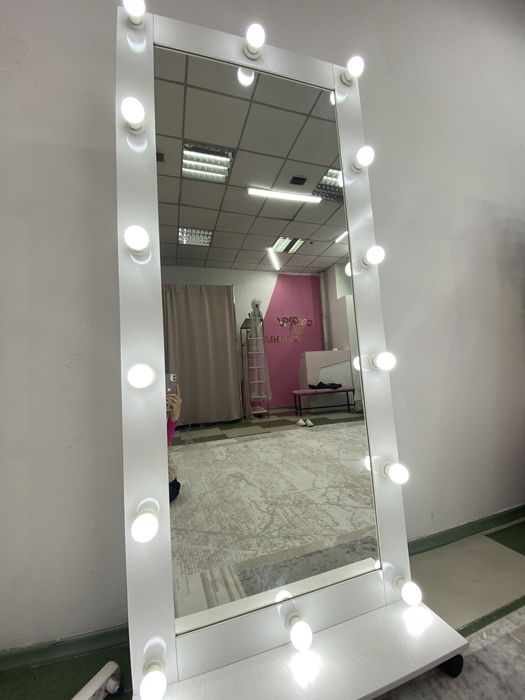 Срочно продам зеркало