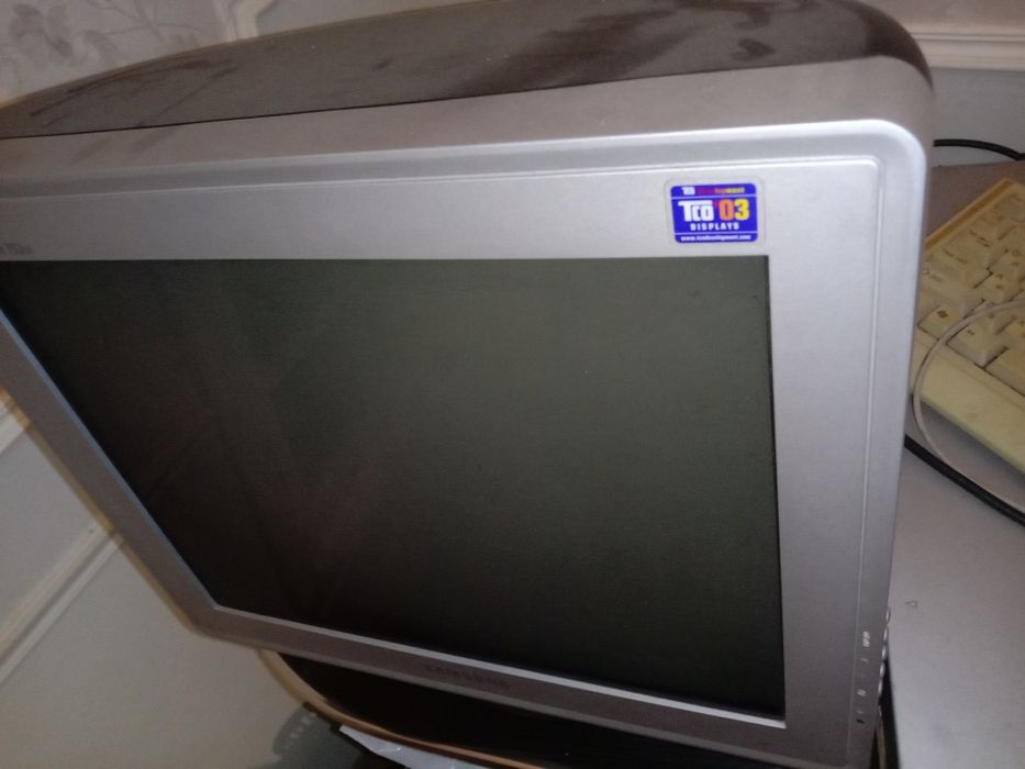 Retro Kompyuter sotiladi