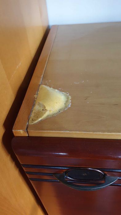 Vand mobila de lux,  lemn de cires