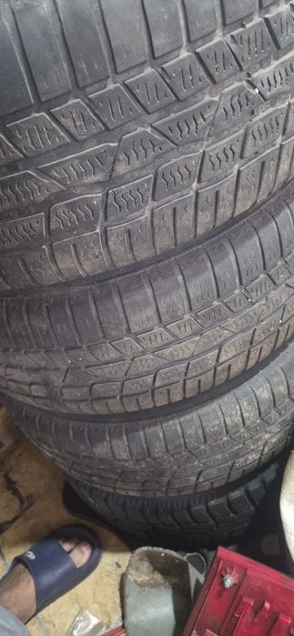 Anvelope cu jante pe 16/17 inch