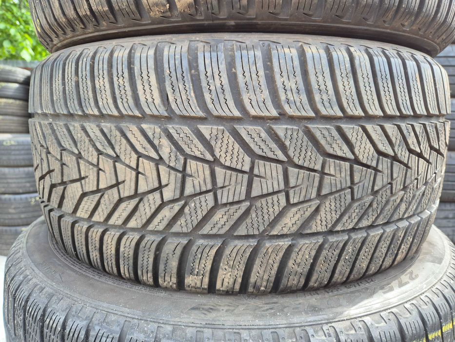 2 Anvelope M+S IARNA - 255/40/18 99V - Hankook Winter I*CEPT EVO 3 - CA NOU - DOT 2023 !