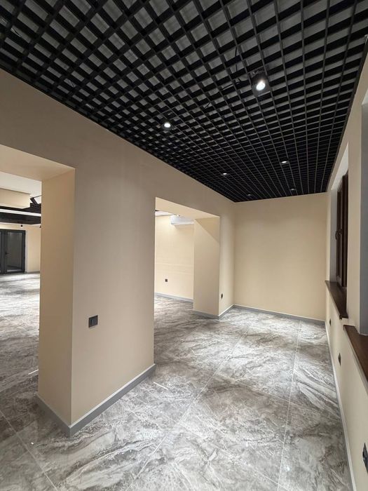 Продается нежилое помещение, ориентир: метро БИЙ, 80м²