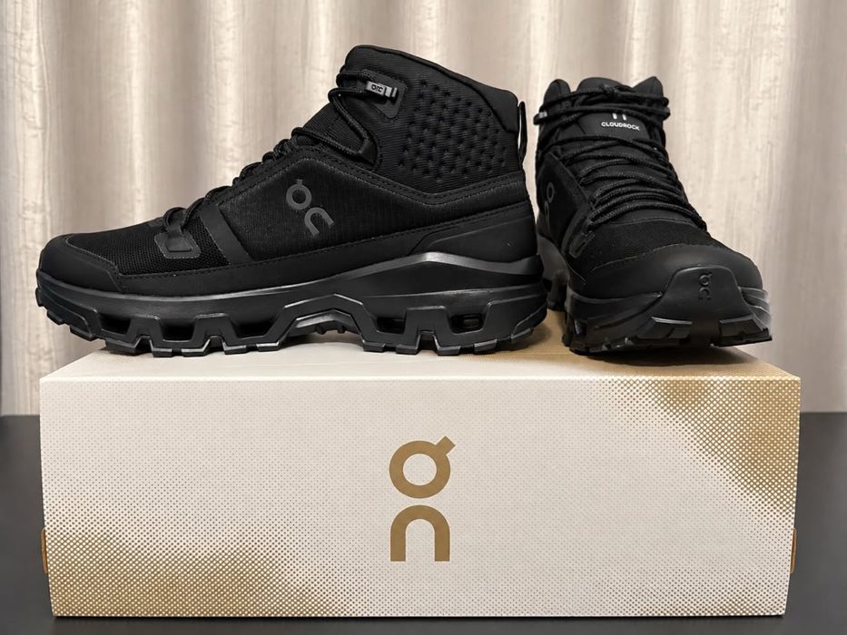 On Cloudrock Mid Waterproof