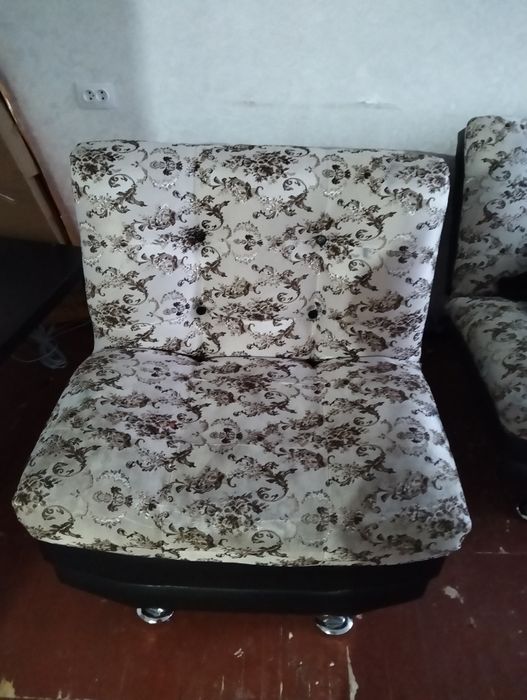 Диван с креслами