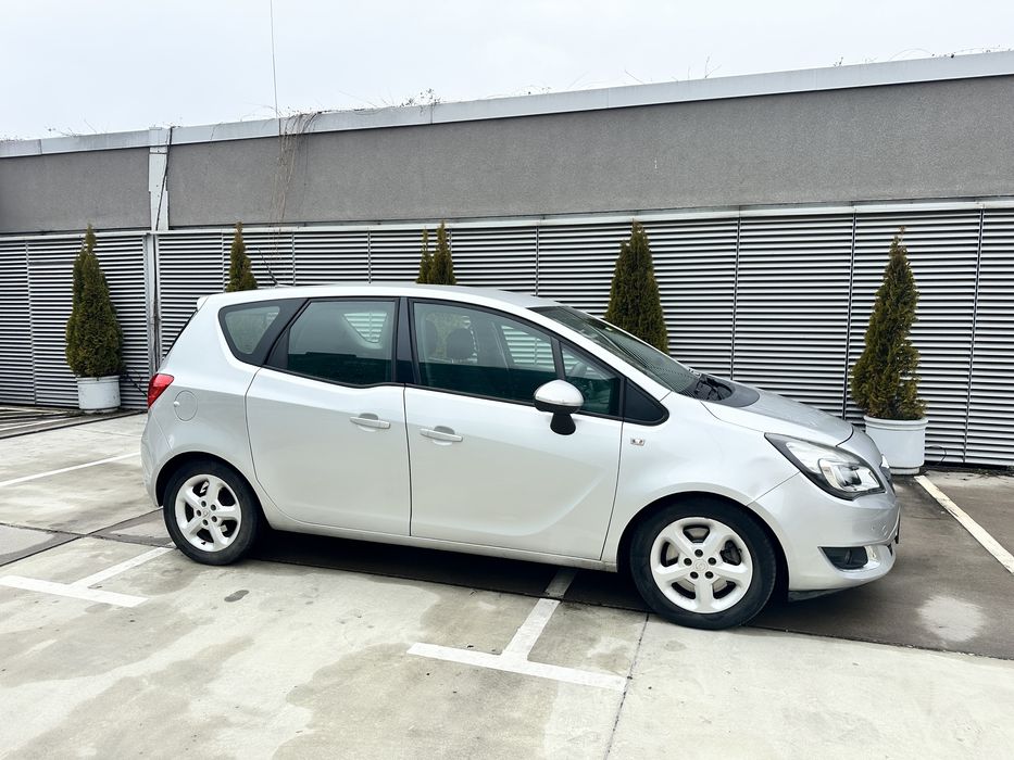 Opel Meriva B - 2014г