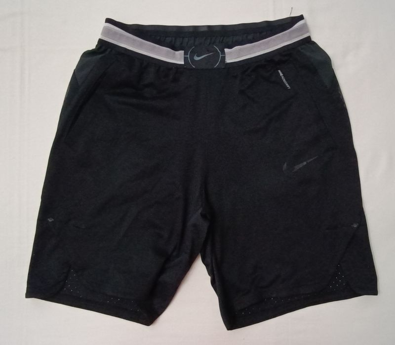 Nike Aeroswift Shorts оригинални гащета M Найк спорт фитнес шорти тренировки