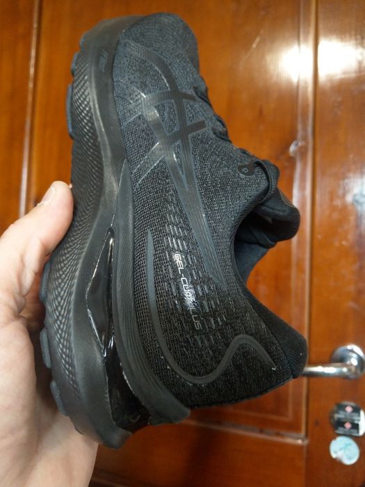 Asics Gel Cumulus 24. 42нм. 26,5см.