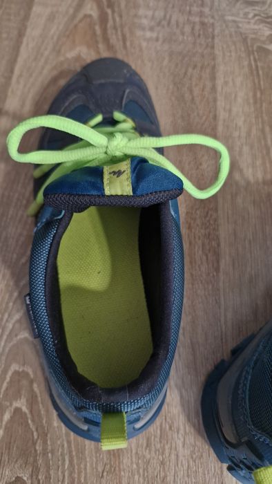 Pantofi damă sport impermeabili