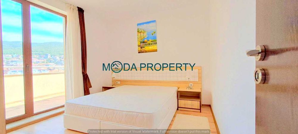 Продава се Тристаен апартамент в Свети Влас - 188 кв.м за 1330 €/кв.м - Снимка #1