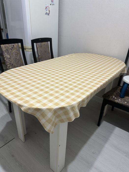 Продам Стол кухонный б/у