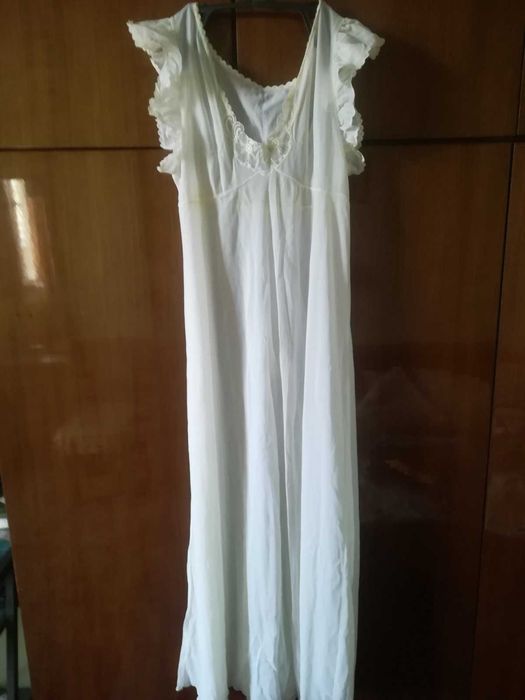 Нови естествена материя нощници