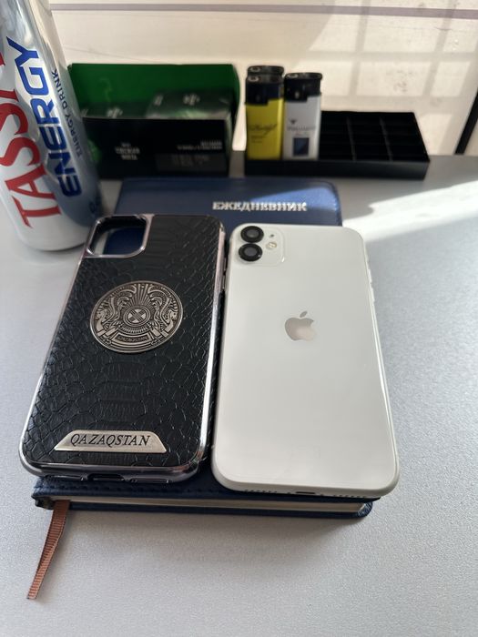 iPhone 11 с гарантией