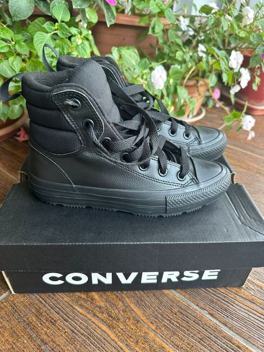 Tenesi băieți Converse
