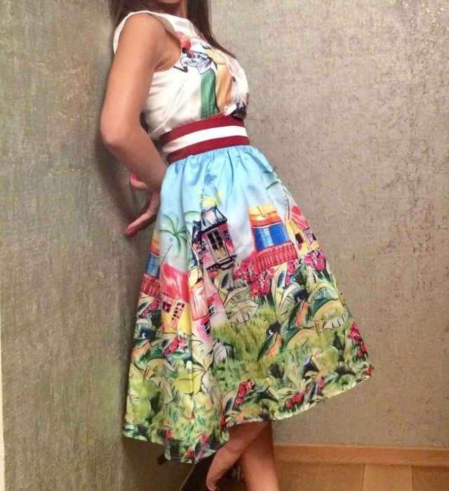 Дамски сет пола и блуза