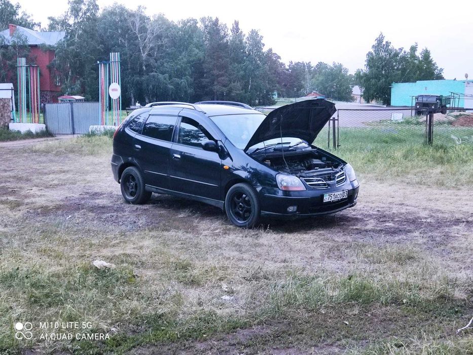 Продам Nissan Tino 1999 г