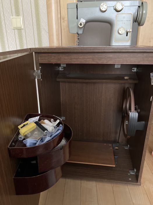 Швейная машинка чайка