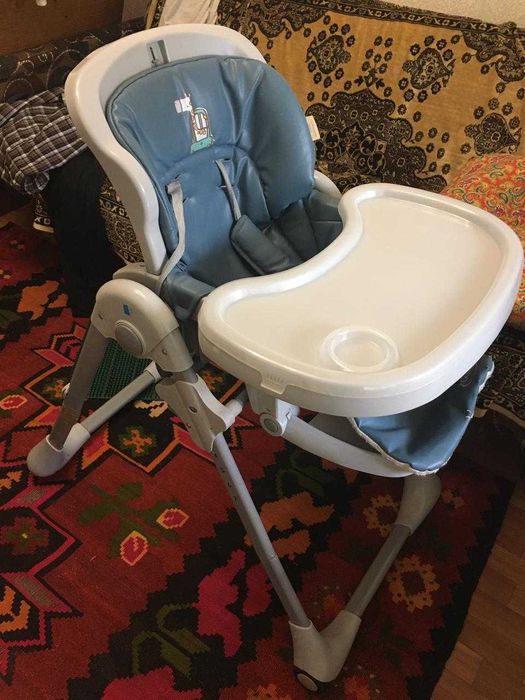 Детский столик для кормления