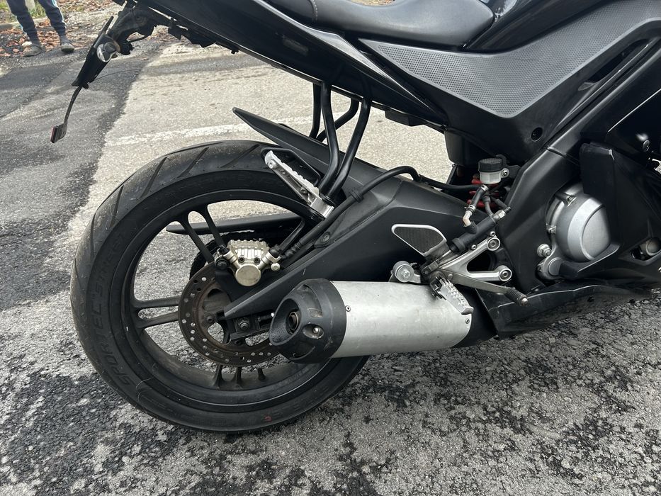Yamaha yzf r125