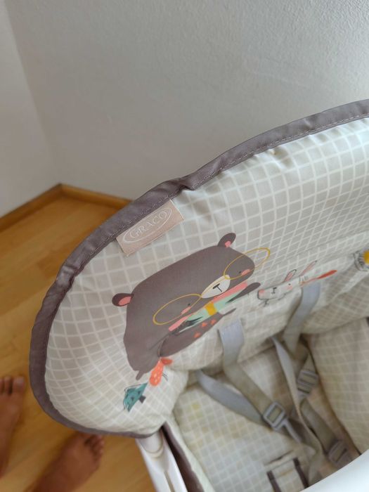 Scaun de masă Graco pentru copii – pliabil, confortabil și sigur