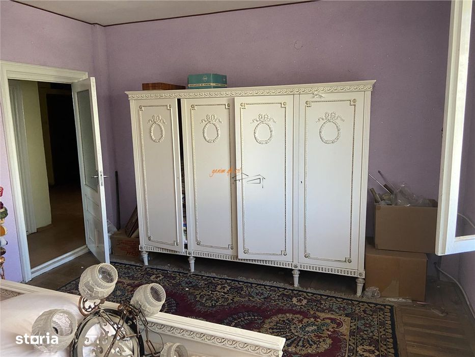 Apartament 3 camere , zona centrala -Sala Polivalenta, 80 mp , liber