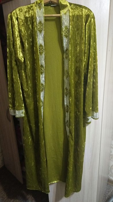 продам чапан национая одежда