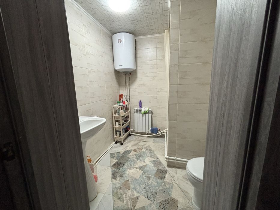 Срочно продам два дома