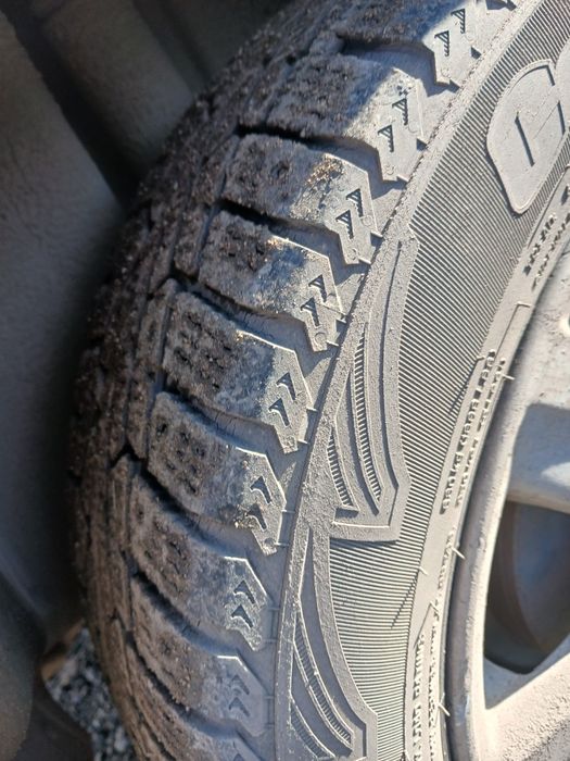 Продам шины 15 размер