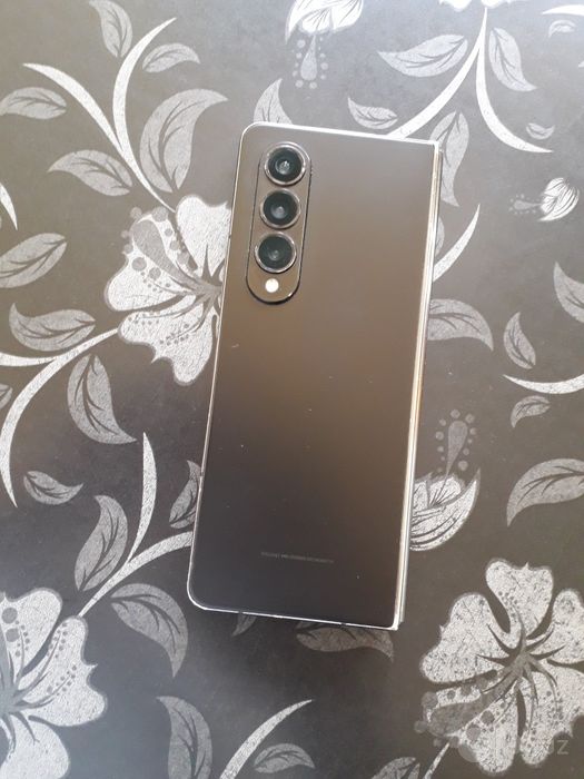 Samsung Galaxy Z Fold 4 12/512 GB
