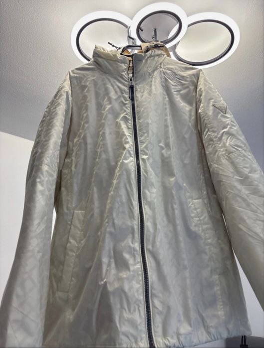 Geaca primavara Guess