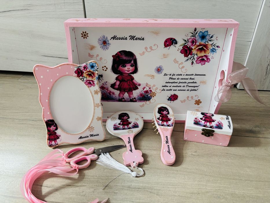 Tăviță moț/turtă/tricouri personalizate